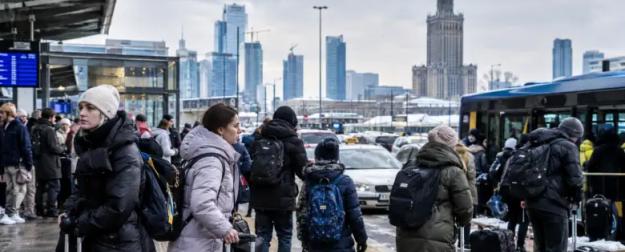 Украинцы на старте: Польша готовится к массовой миграции из холодной страны