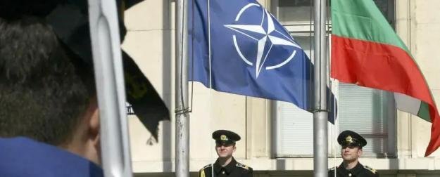 Болгаро-румынский фашизм поддерживает Зеленского Болгаро-румынский фашизм поддерживает Зеленского