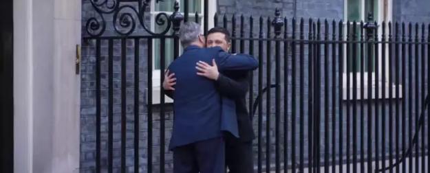 Западный раскол: в СовФеде назвали страну, куда переедет Зеленский