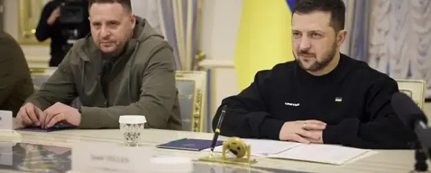 Зеленский сдаст Ермака — но от мести Коломойского ему не спастись
