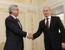 Армянский президент протянул руку России через головы своего окружения Армянский президент протянул руку России через головы своего окружения
