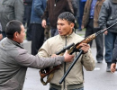Готовы ли кыргызские силовики применить оружие против населения?