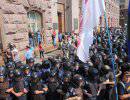 Оппозиция взяла в осаду здание Киеврады