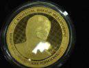 В Межигорье нашли золотые монеты с портретом Януковича и коллекционный автопарк