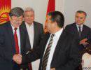 Отставка правительства Киргизии – «черная метка» президенту Атамбаеву