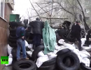 Жители строят баррикады в центре Славянска