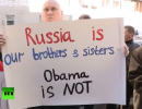 Жители востока Украины встретили делегацию ОБСЕ плакатами «Убирайтесь домой!»