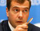 Медведев: Россия готова «показать зубы» в ответ на введенные в отношении нее санкции