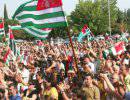 Тенденция? Оппозиция пытается прорваться в администрацию президента Абхазии