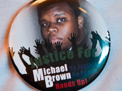 В США состоялась церемония прощания с чернокожим юношей, которого убил полицейский
