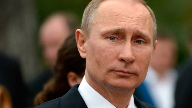 BBC World News: Путин прибыл в Крым как поп-звезда