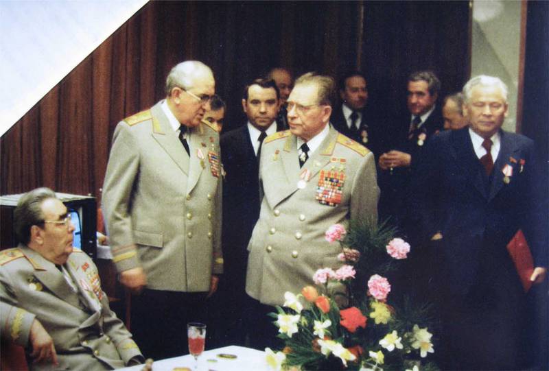 Times: Британским школьникам русские диктаторы нравятся больше Черчилля