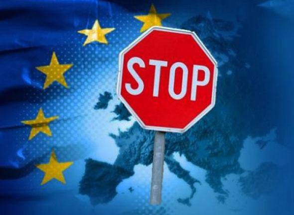 Европа требует снять санкции с России и приносит извинения. Ну что, "чижики", допрыгались?