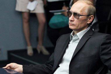 Левада-центр: рейтинг Путина стал снижаться
