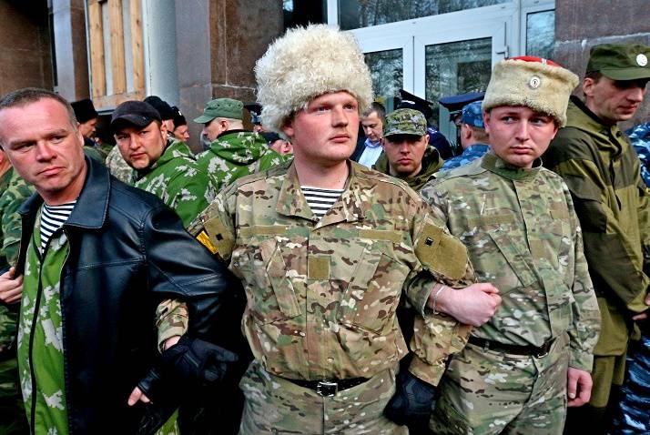 В Крыму народное ополчение берет под охрану национализированные объекты Коломойского