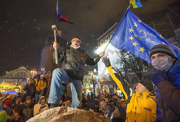 Применение договора о свободной торговле ЕС-Украина отложено до конца 2015 года