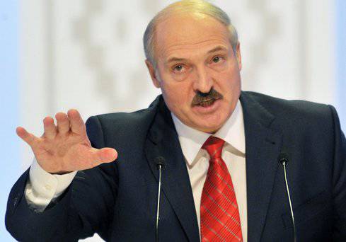 Лукашенко: Ситуацию на Украине можно стабилизировать в течение года
