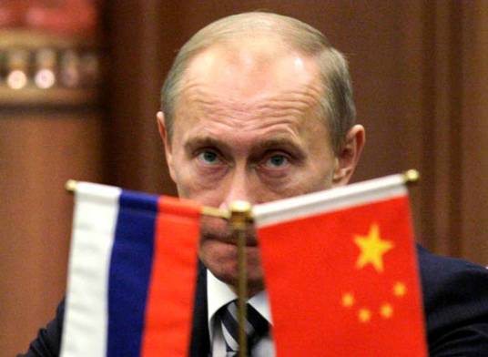 Военно-экономическое партнёрство России и Китая пугает американцев