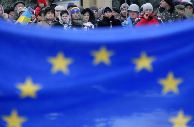 ЕС предал европейские идеалы: татарином в Крыму быть лучше, чем сербом в Косово
