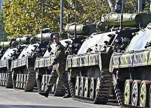 В честь Путина по Белграду проедут танки В честь Путина по Белграду проедут танки