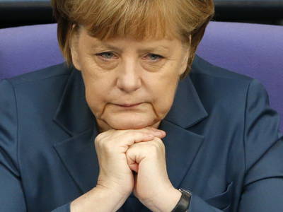 Меркель: новых санкций против России не будет