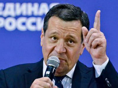 Налоговая инициатива Макарова бьет по президенту