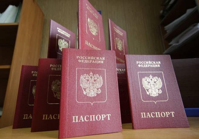 Четыре страны ЕС открывают крымчанам шенгенские визы