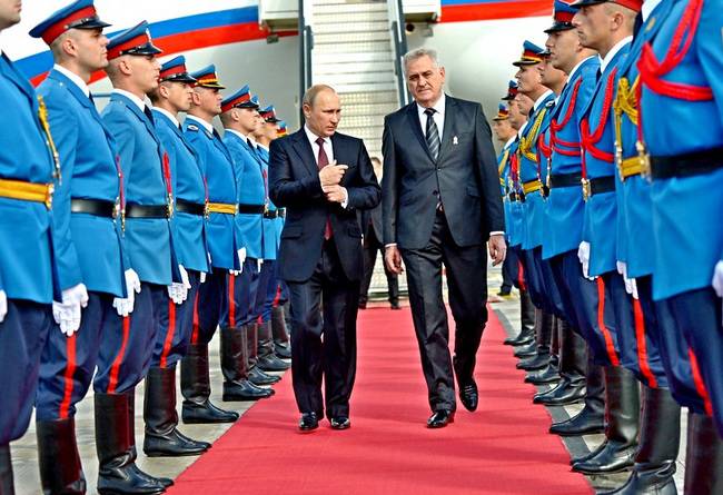 Сербия сохранит себя, только выбрав Россию Сербия сохранит себя, только выбрав Россию