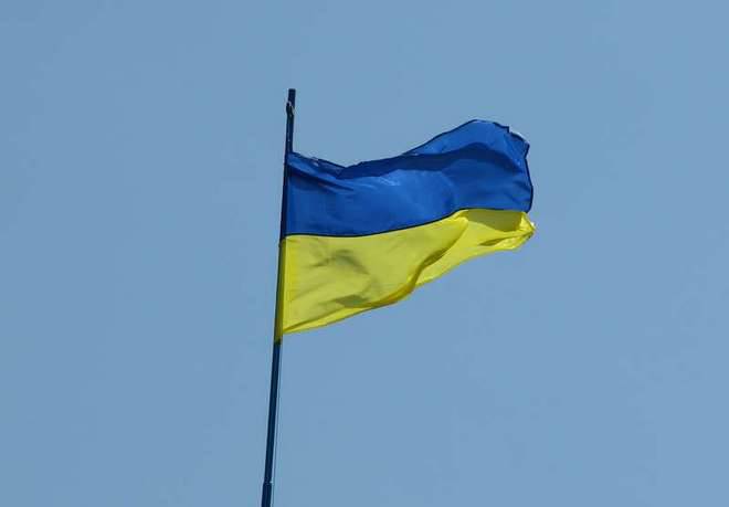Николаев: со здания администрации украден третий украинский флаг