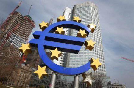 Поляки не хотят менять злотые на евро