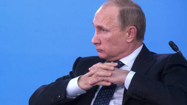 Путин: «Газпромбанк» может требовать досрочного погашения кредитов от Украины