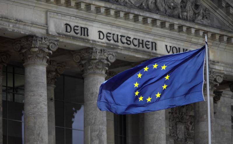 Deutsche Wirtschafts Nachrichten: Распродажа несостоятельного государства стартовала