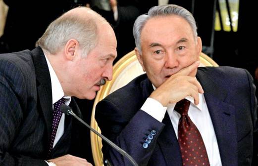 Зачем Лукашенко и Назарбаев летали в Киев?