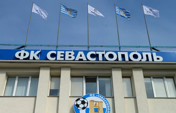 УЕФА запретил крымским клубам выступать в российских соревнованиях с 1 января
