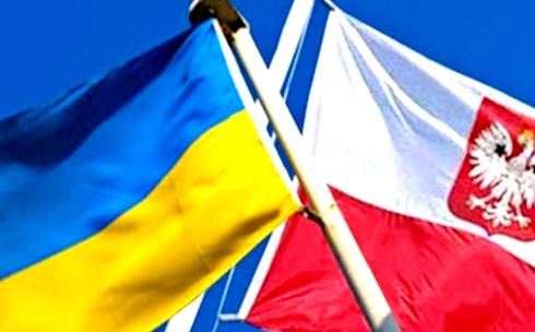 Польша вводит санкции против Украины, демонстративно поддерживая Россию