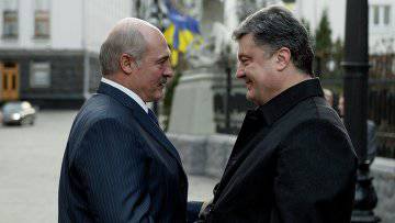 Лукашенко не в состоянии что-то показать Кремлю, кроме дырявых карманов