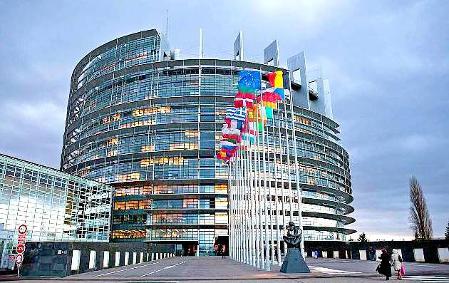 В парламентах Европы оказалось немало противников санкций в отношении РФ