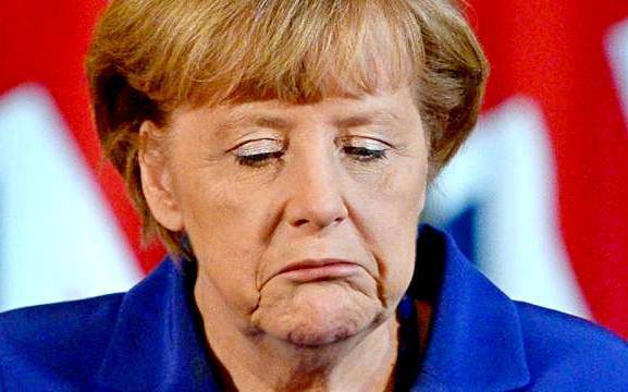 Все больше немцев просят Меркель забыть о Крыме «ради всего святого»