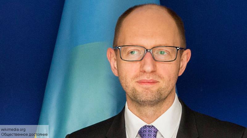 Яценюк: кредиты МВФ Украина получила не за красивые глаза