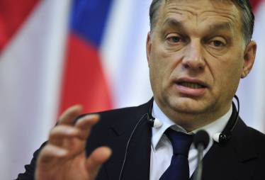 Венгерский премьер обвинил США в попытках втянуть Европу в «холодную войну»