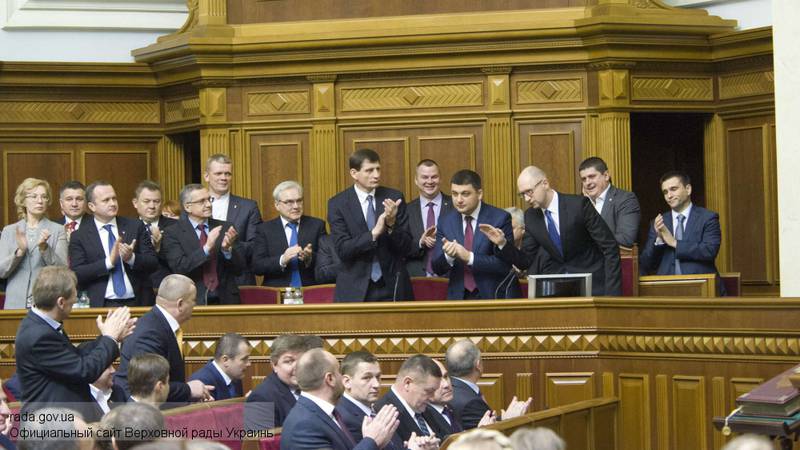 Аваков: даже среди народных депутатов есть неприличные люди