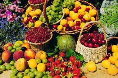 Россия запретила импорт овощей и фруктов из Албании