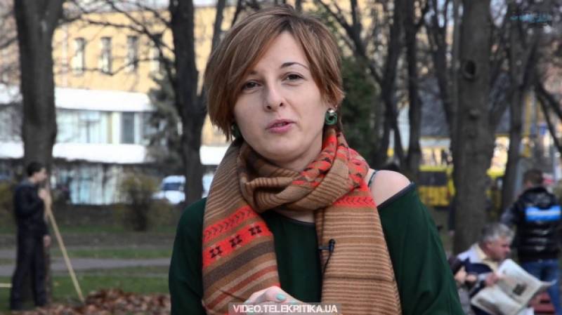 Украинская журналистка Станко требует разбомбить гуманитарные конвои
