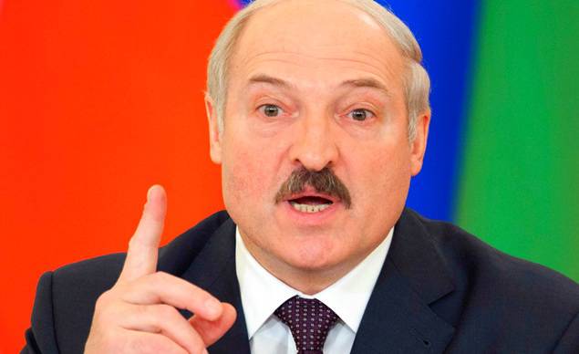 Лукашенко в пример нам: Батька реально борется с ослаблением валюты