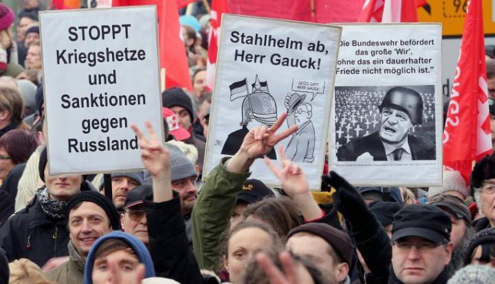 Contra Magazin: немцам предстоит избавить ФРГ от “американского канцлера”