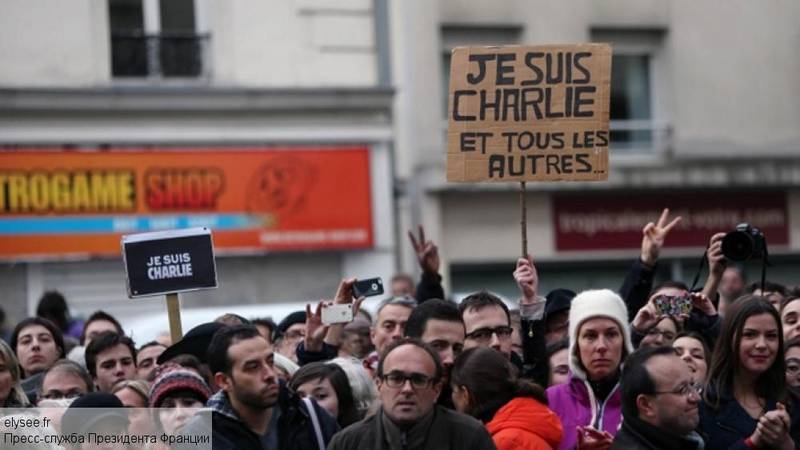 Кровавую прибыль Charlie Hebdo оценили в 10 млн евро