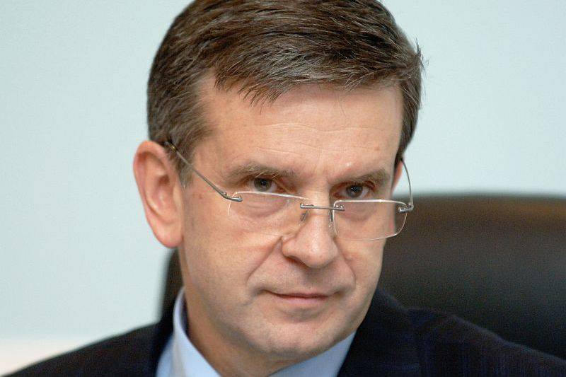 Зурабов: Киев готов взять "мирный план" Путина по Донбассу Зурабов: Киев готов взять "мирный план" Путина по Донбассу