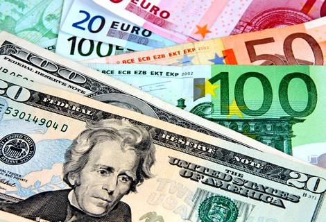Евро и доллар меняются местами