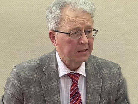 Валентин Катасонов: Золото и автомат Калашникова – лучшие инвестиции Валентин Катасонов: Золото и автомат Калашникова – лучшие инвестиции