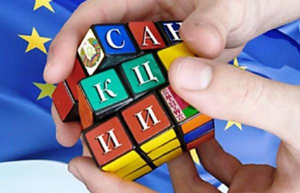 И снова об антироссийских санкциях: продолжать нельзя отменить И снова об антироссийских санкциях: продолжать нельзя отменить